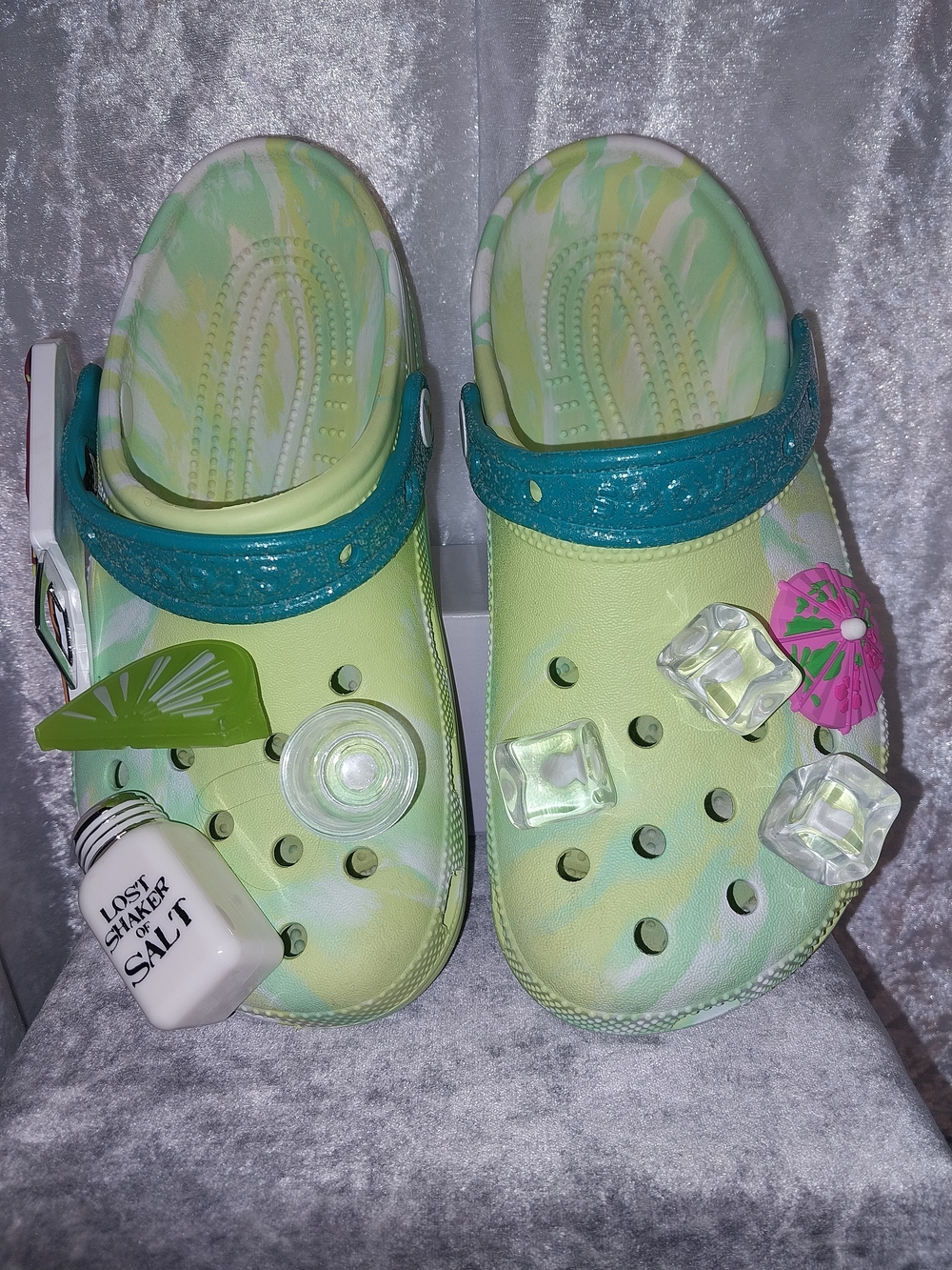 CROCS Margharitaville Jimmy Buffet Clogs Limited Edition Men's 5 Women's 7